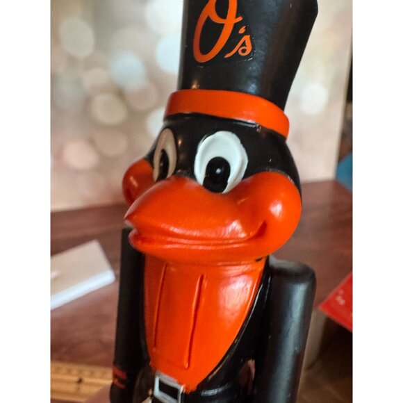 Oriole Bird Baltimore Orioles MLB 2019 SGA Nutcracker NIB Half Way To Christmas - Picture 11 of 13